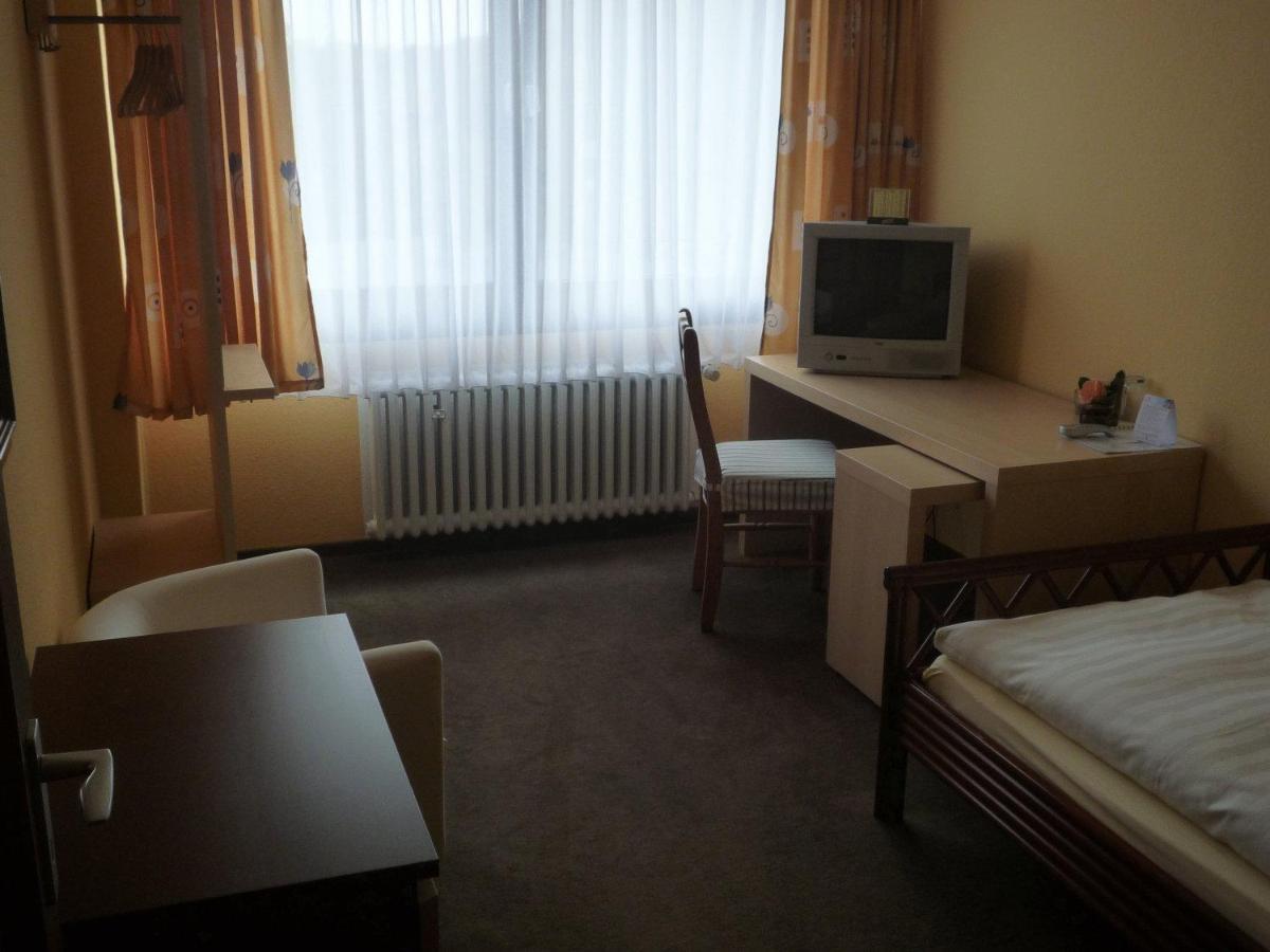 Center Hotel Gutersloh Room photo